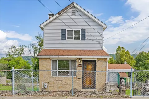 312 Crest St, Clairton, PA 15025