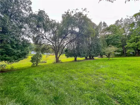 750 Seven Hills Rd, Chicora, PA 16025