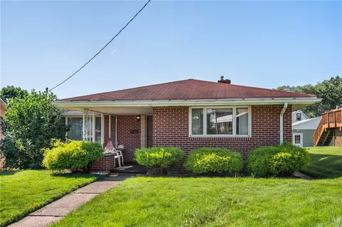 244 Wallace Ave, Leechburg, PA 15656