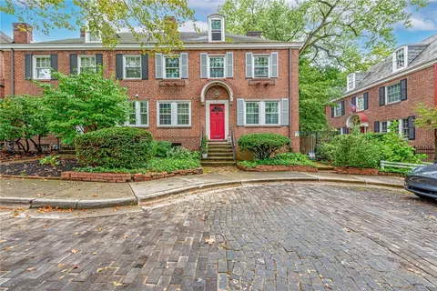 510 Roslyn Pl, Pittsburgh, PA 15232