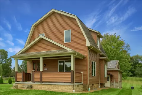 138 Moose Rd, Renfrew, PA 16053