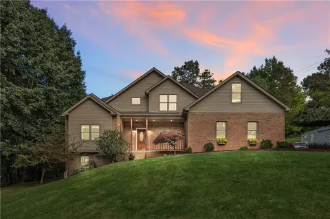 118 Caromar Dr, Mars, PA 16046