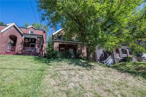 5735 Pocusset St, Pittsburgh, PA 15217