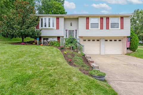 147 Cranbrooke Dr, Coraopolis, PA 15108