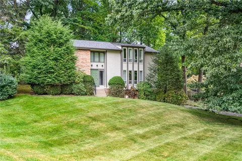 1514 Prince Andrew Ct, Pittsburgh, PA 15237