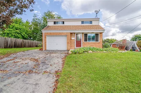 431 Woodall, Irwin, PA 15642
