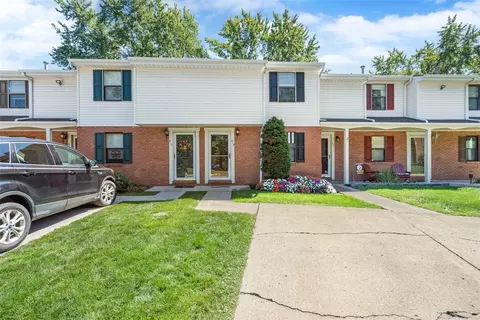 419 Brookside Ct, Seven Fields, PA 16046