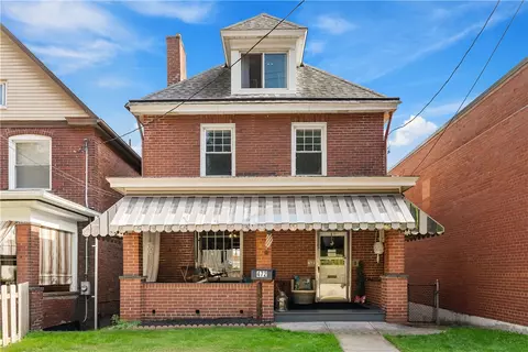 472 E 7th Ave, Tarentum, PA 15084