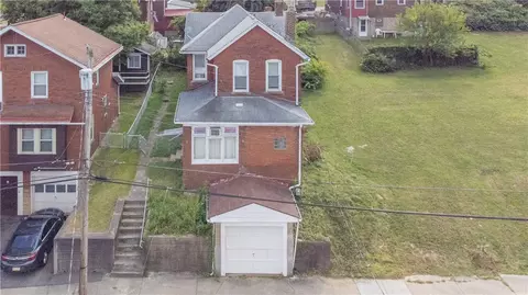 136 Friendship St, Duquesne, PA 15110