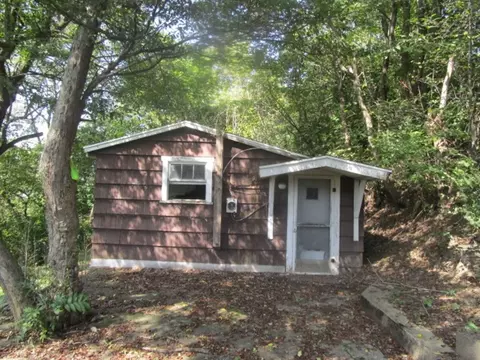 544 Summit Ave, Glassport, PA 15045