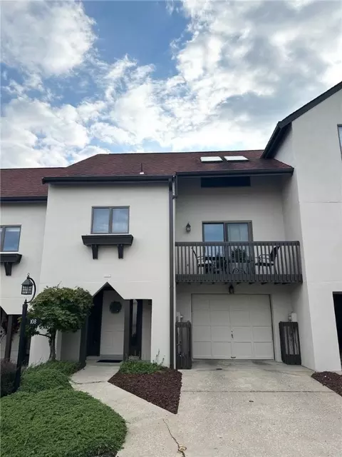 108 Saint James Ct, Jefferson Hills, PA 15025
