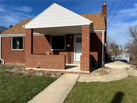500 Scene Ridge Rd, Mckeesport, PA 15133