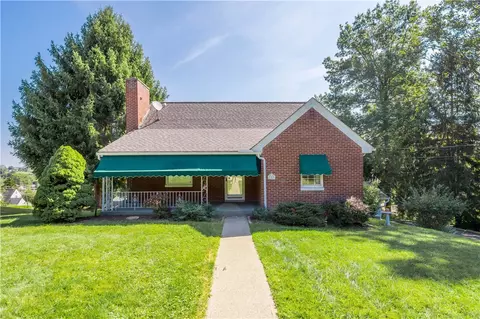 909 Regent St, Houston, PA 15342