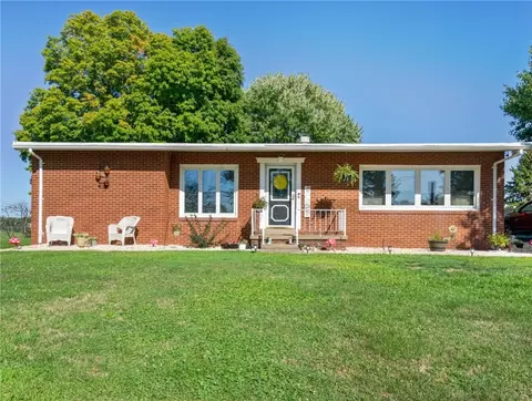 14 Truman Rd, Charleroi, PA 15022