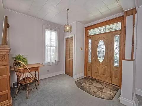 124 E Adams Ave, Vandergrift, PA 15690 photo 5