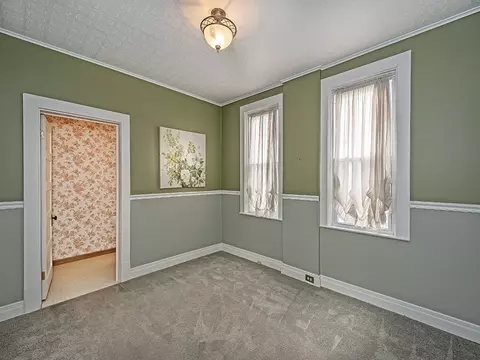 124 E Adams Ave, Vandergrift, PA 15690 photo 14