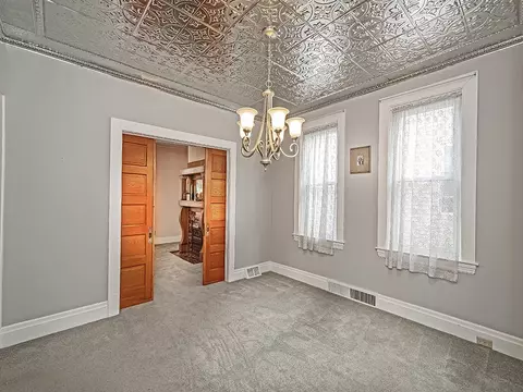 124 E Adams Ave, Vandergrift, PA 15690 photo 10