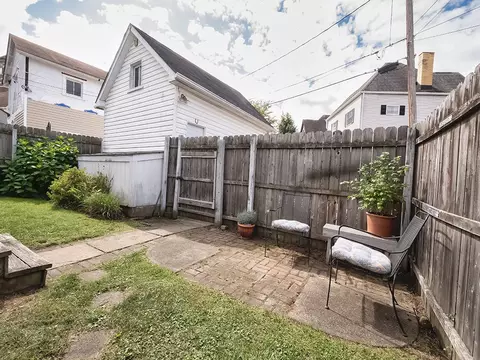124 E Adams Ave, Vandergrift, PA 15690 photo 32