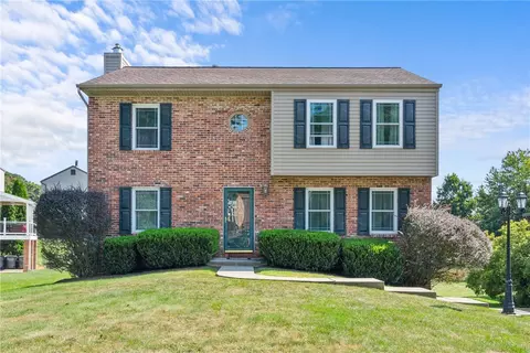 804 Glendale Ct, Cranberry Township, PA 16066