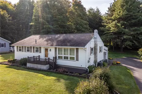 101 Hadley Rd, Greenville, PA 16125