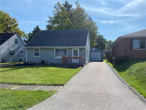 2019 Paul St, Hermitage, PA 16148