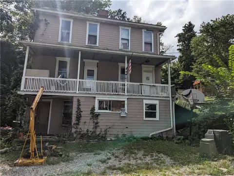 25 Shady Ave, Charleroi, PA 15022