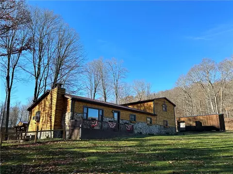 224 Ridge Rd, Meyersdale, PA 15552