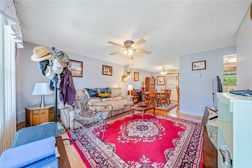 402 Park Ave, Scottdale, PA 15683 27 Photos Movoto