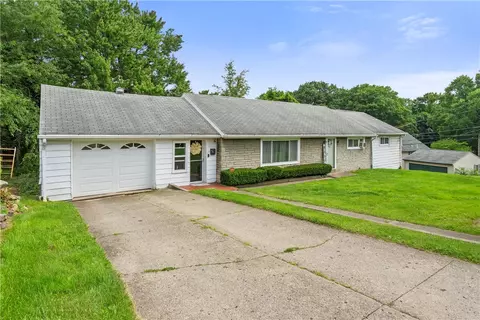 1800 W 9th St, Beaver Falls, PA 15010