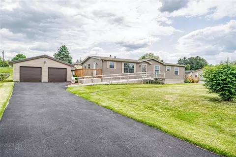 120 Buckeye Rd, Mount Pleasant, PA 15666