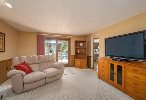 2219 Manordale Dr, Export, PA 15632 photo 14