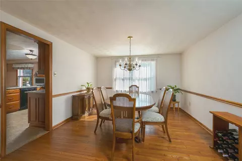 2219 Manordale Dr, Export, PA 15632 photo 7