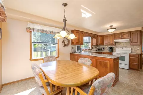 2219 Manordale Dr, Export, PA 15632 photo 12