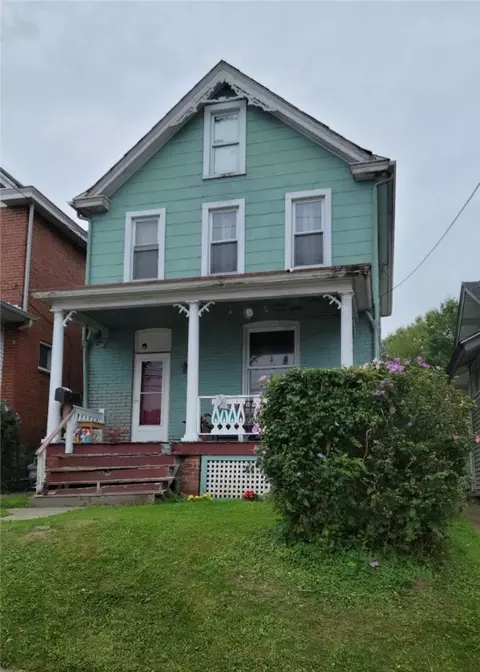 610 Saint Clair Ave, Clairton, PA 15025