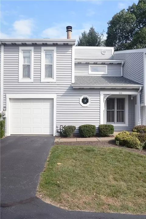 114 Bookbinder Cir, Pittsburgh, PA 15212