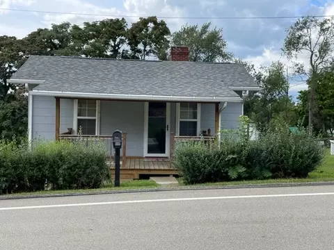 447 Mountain Rd, Uniontown, PA 15401