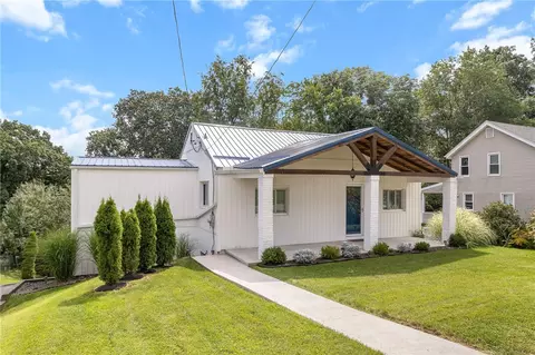 16 5th St, Carnegie, PA 15106