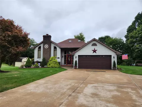 325 Ridgeview Cir, Blairsville, PA 15717