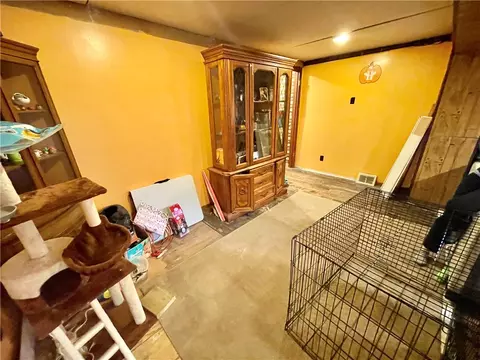 1381 Edmon Rd, Apollo, PA 15613 photo 9