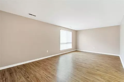 1592 Pinehurst Dr, Pittsburgh, PA 15241 photo 7