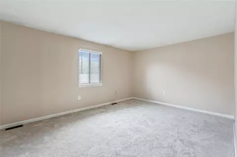 1592 Pinehurst Dr, Pittsburgh, PA 15241 photo 22