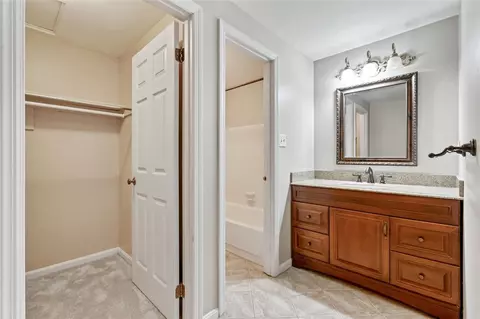 1592 Pinehurst Dr, Pittsburgh, PA 15241 photo 19