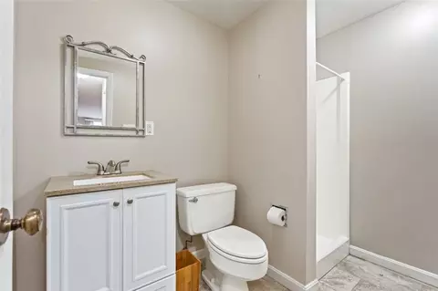 1592 Pinehurst Dr, Pittsburgh, PA 15241 photo 23