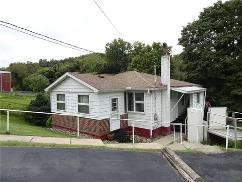 860 Rose St, Irwin, PA 15642