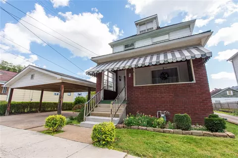 227 Quay St, East Vandergrift, PA 15629