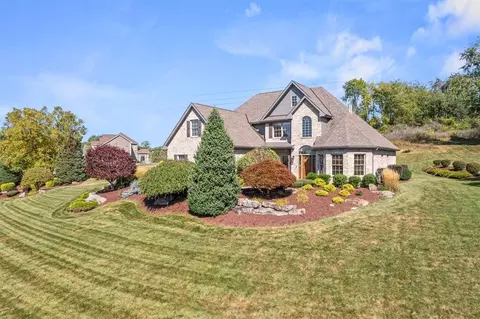 118 Hardwood Dr, Venetia, PA 15367