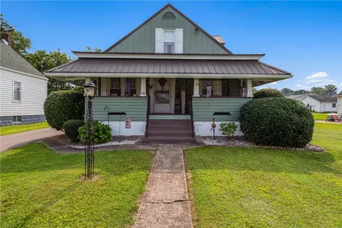 76 N Lincoln St, Homer City, PA 15748