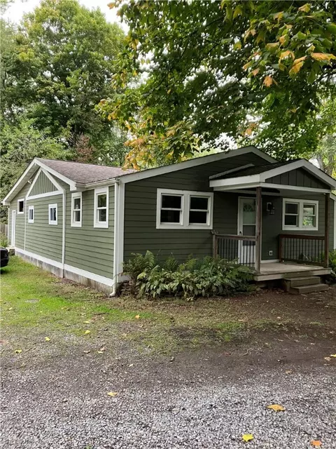 50 Village Rd, Slippery Rock, PA 16057