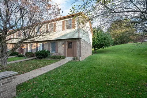 321 Dolomite Ct, Latrobe, PA 15650