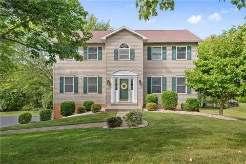 1063 Saybrook Dr, Greensburg, PA 15601